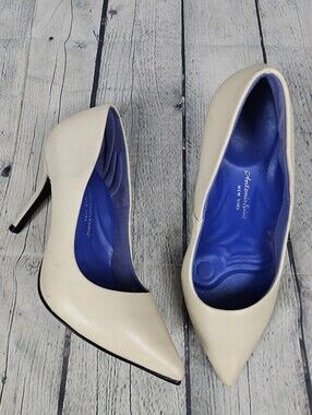 ANTONIA SAINT NY | Victoria leather cushioned  high heel pumps shoes
